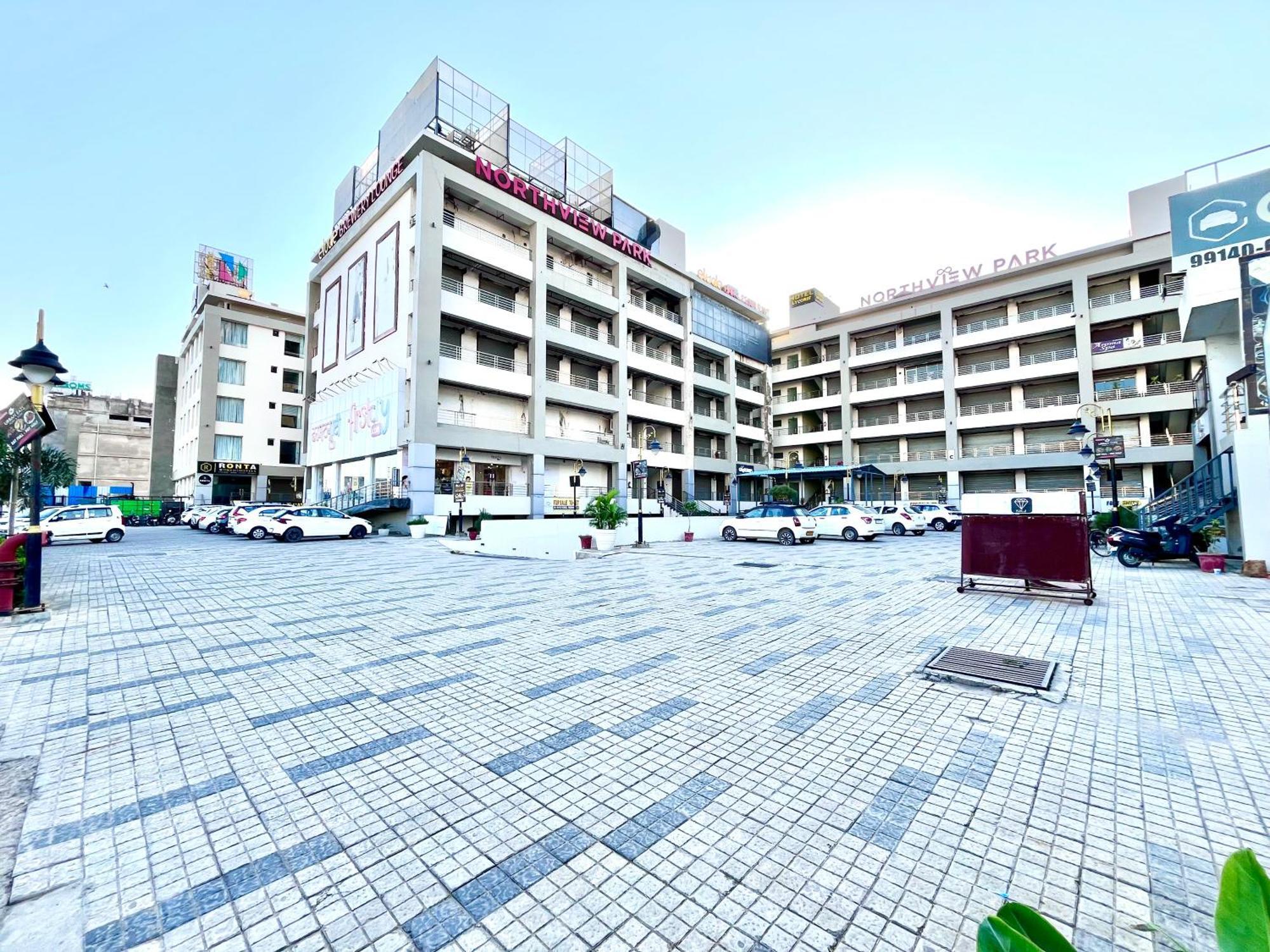 Hotel Northview Park By Lycoris !! Top Rated & Most Awarded Property In Tricity Zirakpur 外观 照片