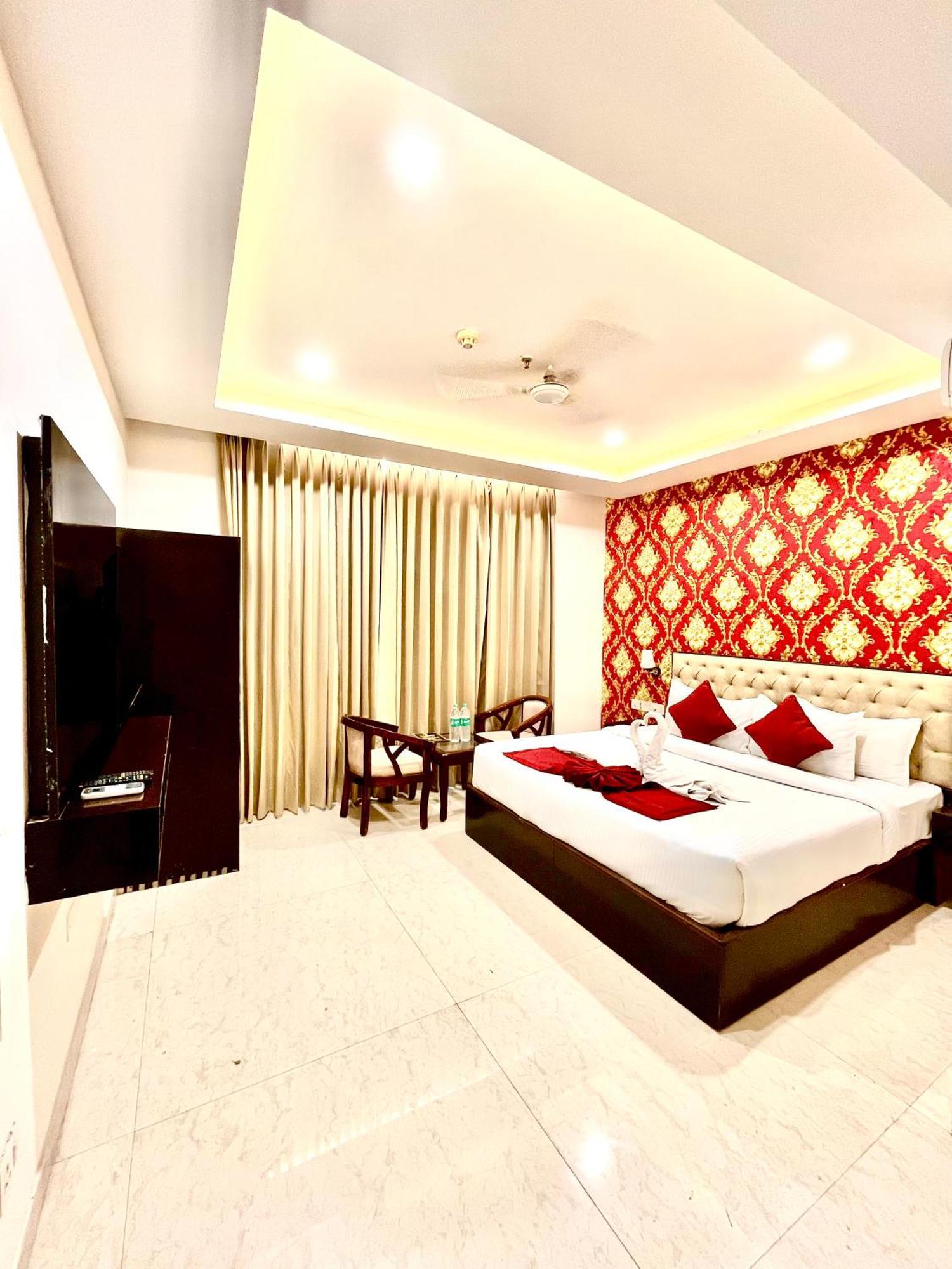 Hotel Northview Park By Lycoris !! Top Rated & Most Awarded Property In Tricity Zirakpur 外观 照片