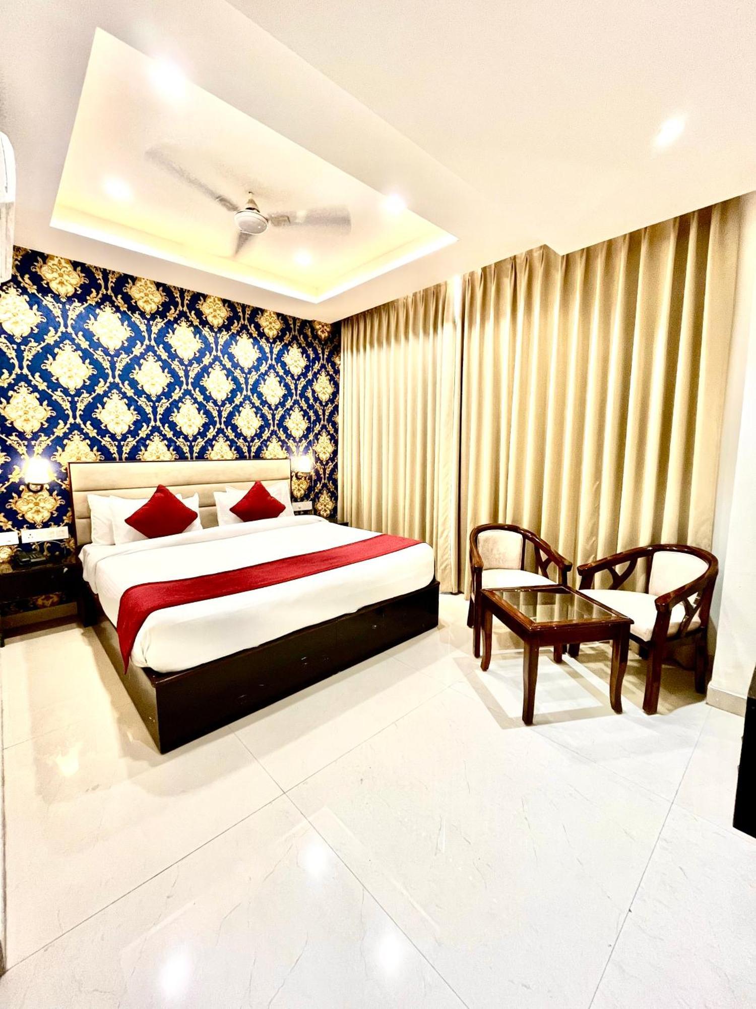 Hotel Northview Park By Lycoris !! Top Rated & Most Awarded Property In Tricity Zirakpur 外观 照片