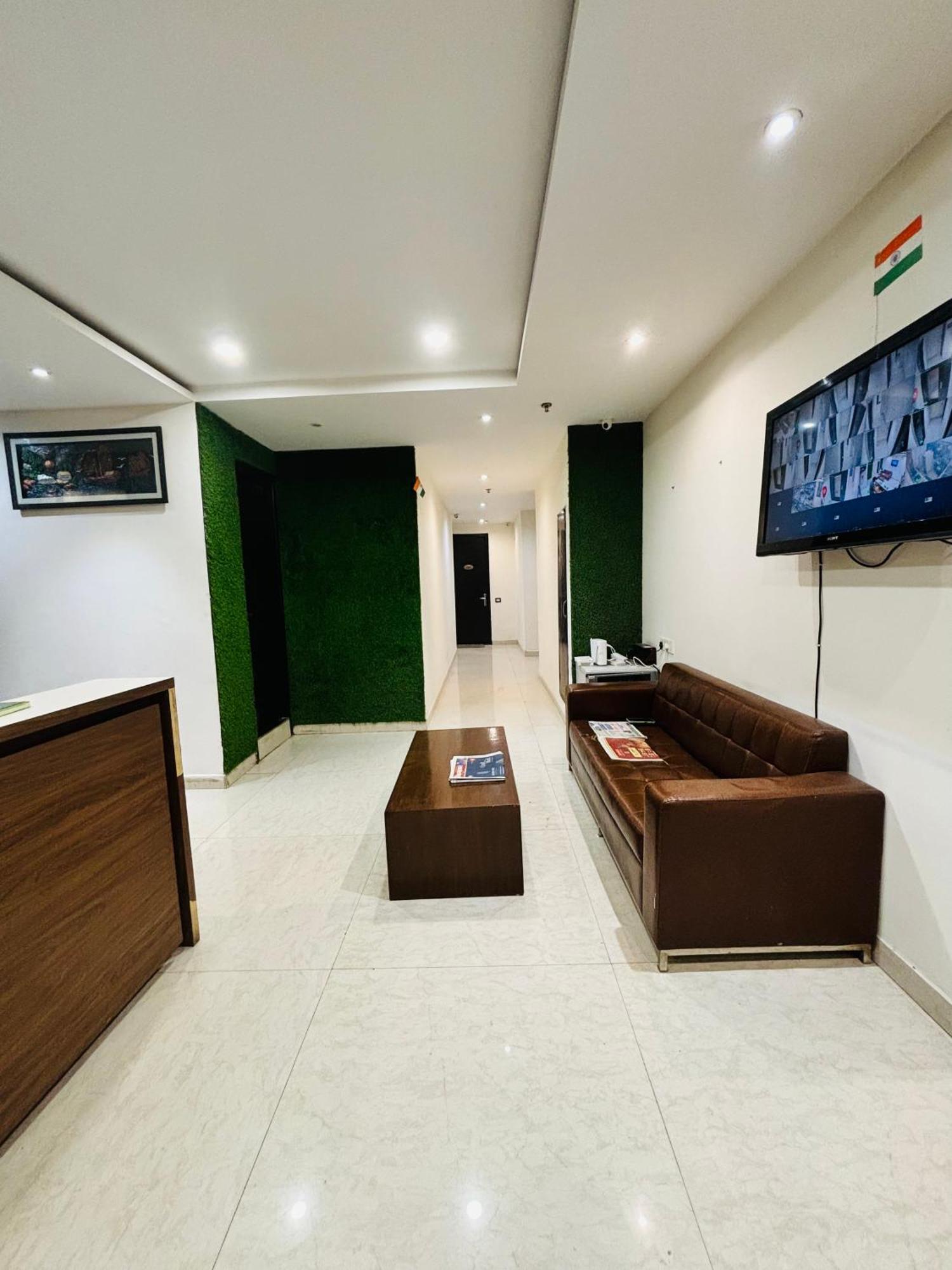 Hotel Northview Park By Lycoris !! Top Rated & Most Awarded Property In Tricity Zirakpur 外观 照片
